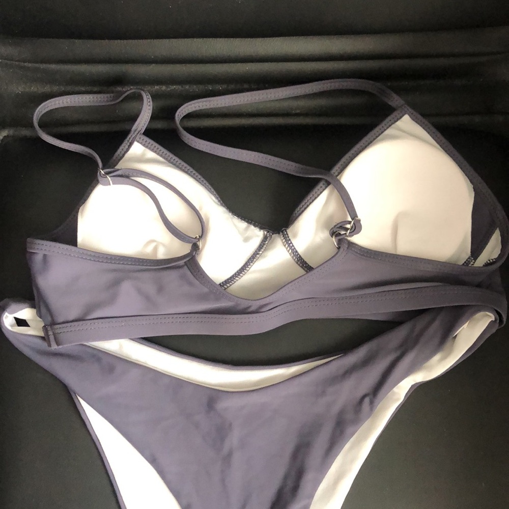 Bikini!! - Picture 2 of 2